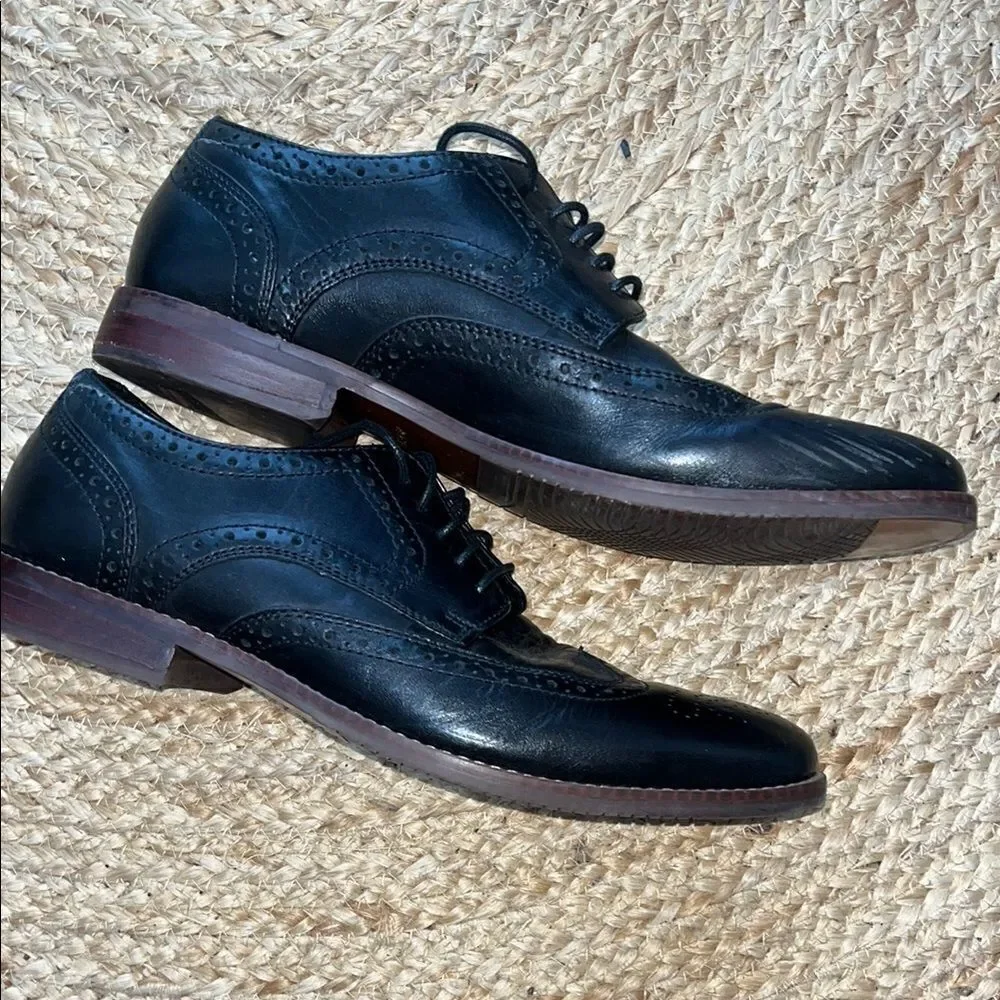 Rockport Wingtip Oxfords Men’s Shoes size 9